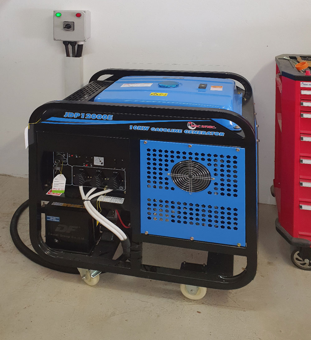 Small portable generator supplied by Bendigo Electrical bendigo-electrical-contractors-solar-reticulation-overhead-lines-south-coast-kzn-eastern-cape-hero-76